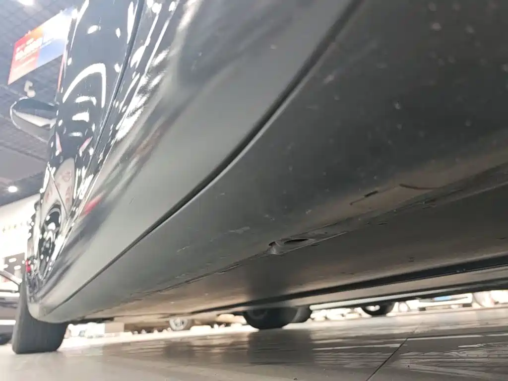 Tesla Model 3 — миниатюра 22