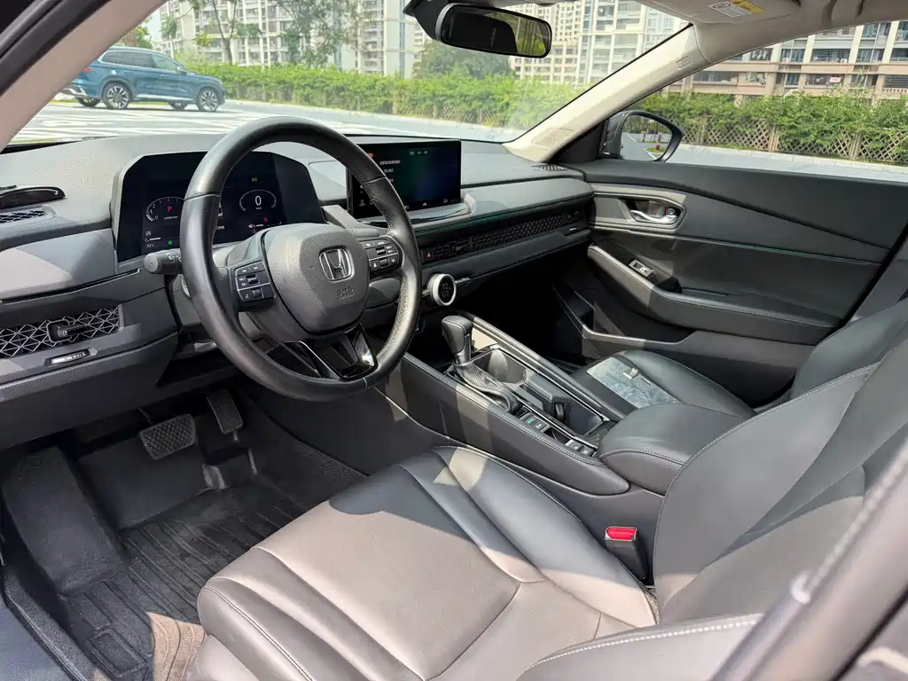 Honda Accord — миниатюра 4