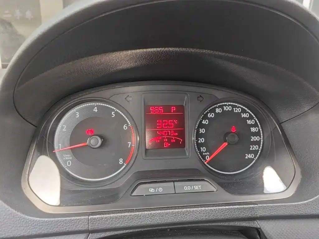 Volkswagen Jetta — миниатюра 12