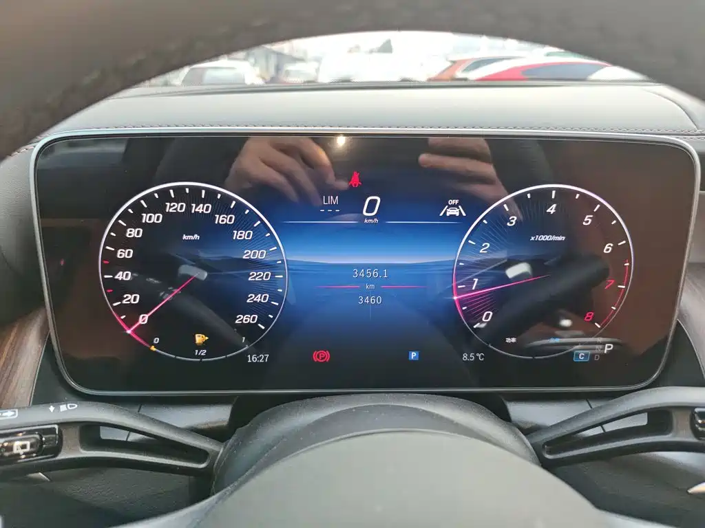 Mercedes-Benz GLC 2025 GLC 300 L 4MATIC 5 мест