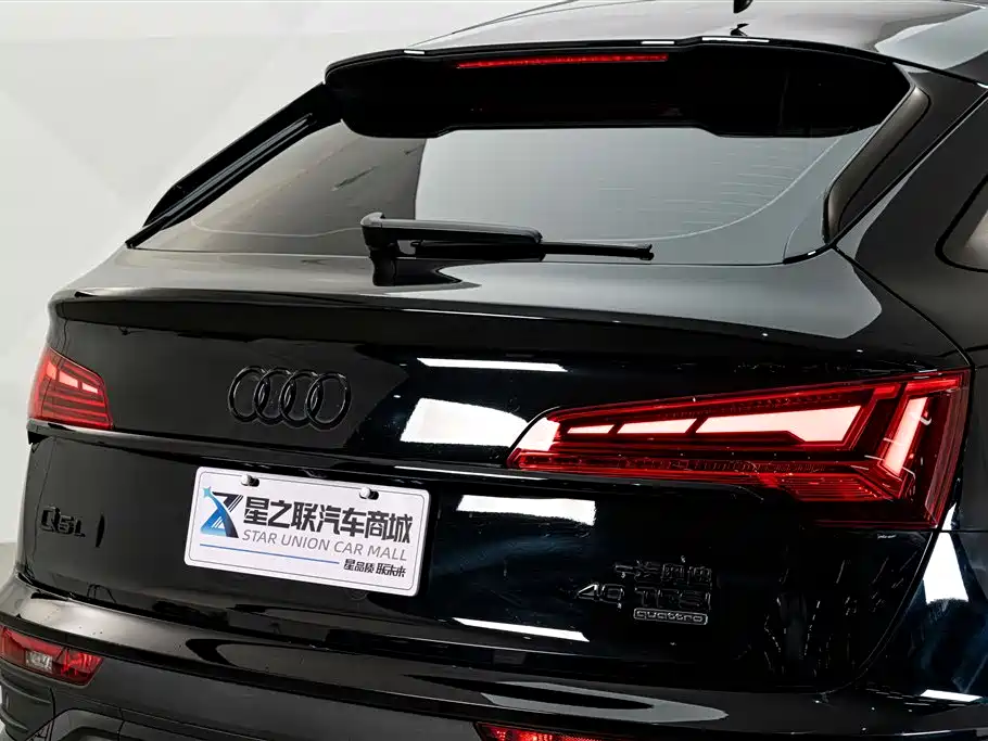 Audi Q5L Sportback — миниатюра 8