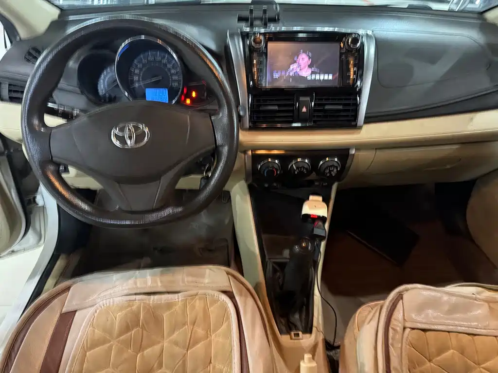Toyota Vios 2014 1.3L AT