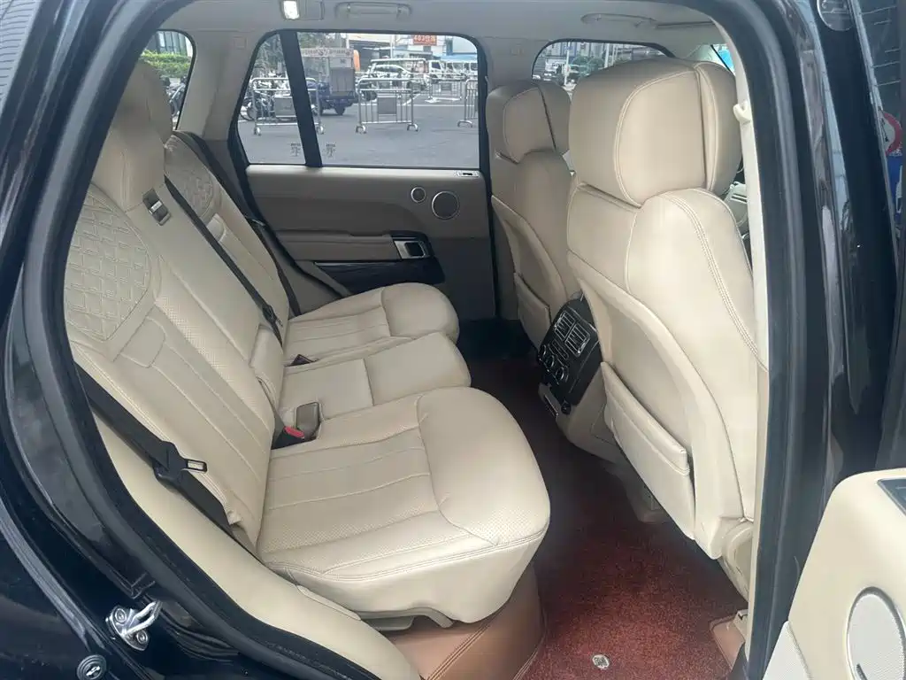 LAND ROVER RANGE ROVER