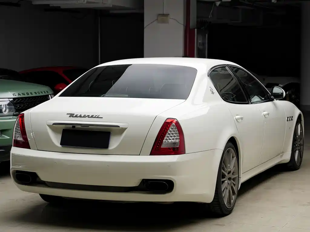 Maserati Quattroporte 4.7L Sport Edition, фото 8