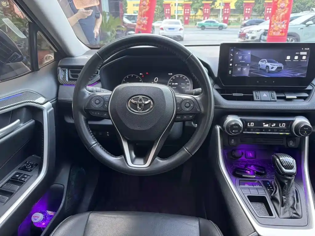 Toyota Wildlander — миниатюра 16