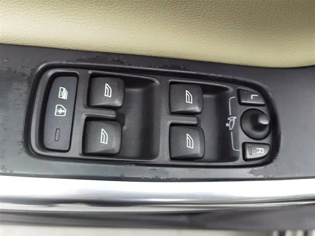 Volvo V60 2013 T5