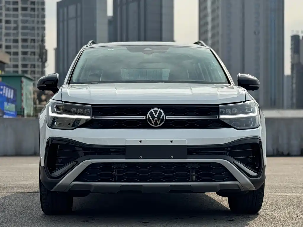 VOLKSWAGEN TUYUE