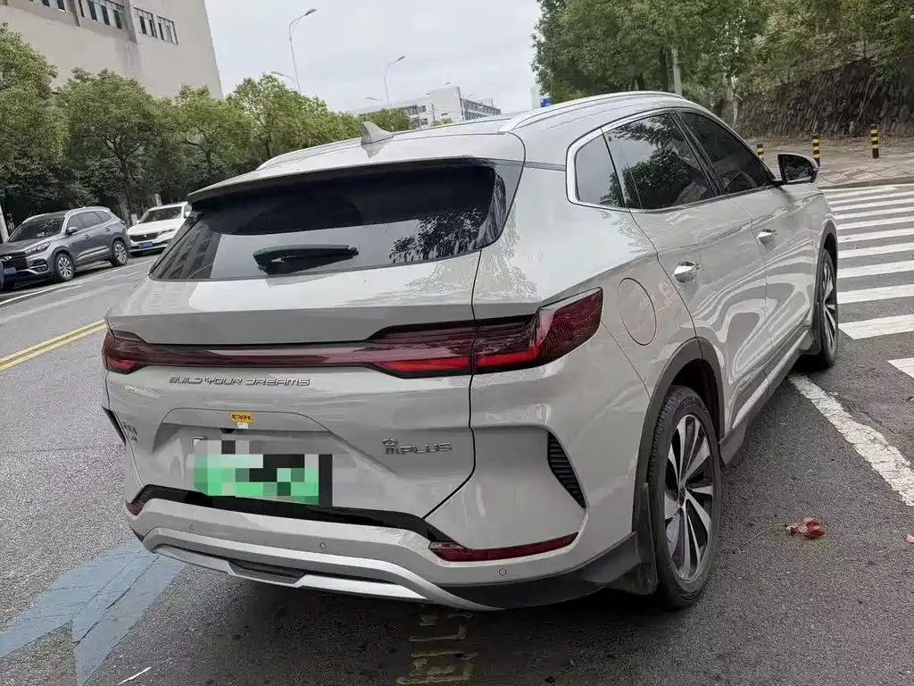 BYD Song Plus DM-i 2024 — фото 5