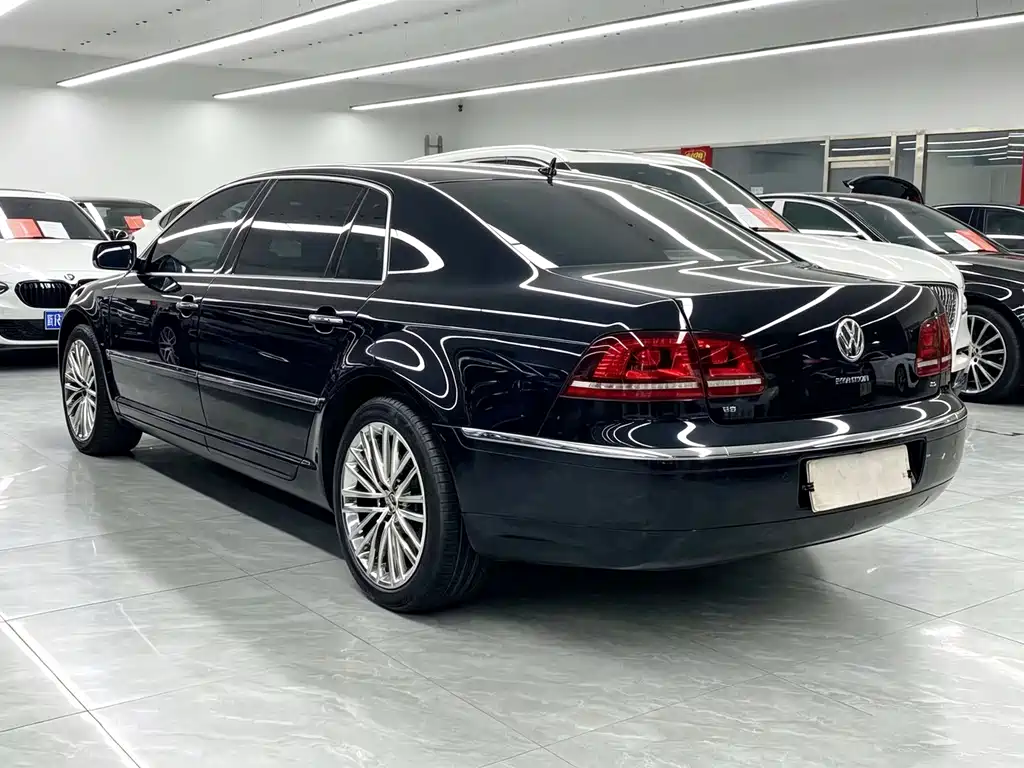 Volkswagen Phaeton — миниатюра 6