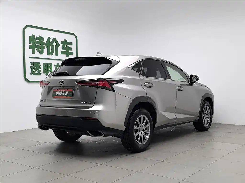Lexus NX 2018 300