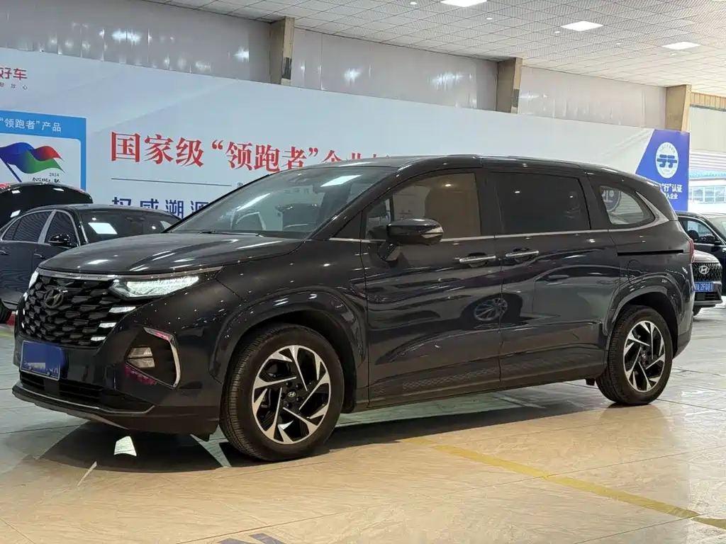 HYUNDAI KUSTU