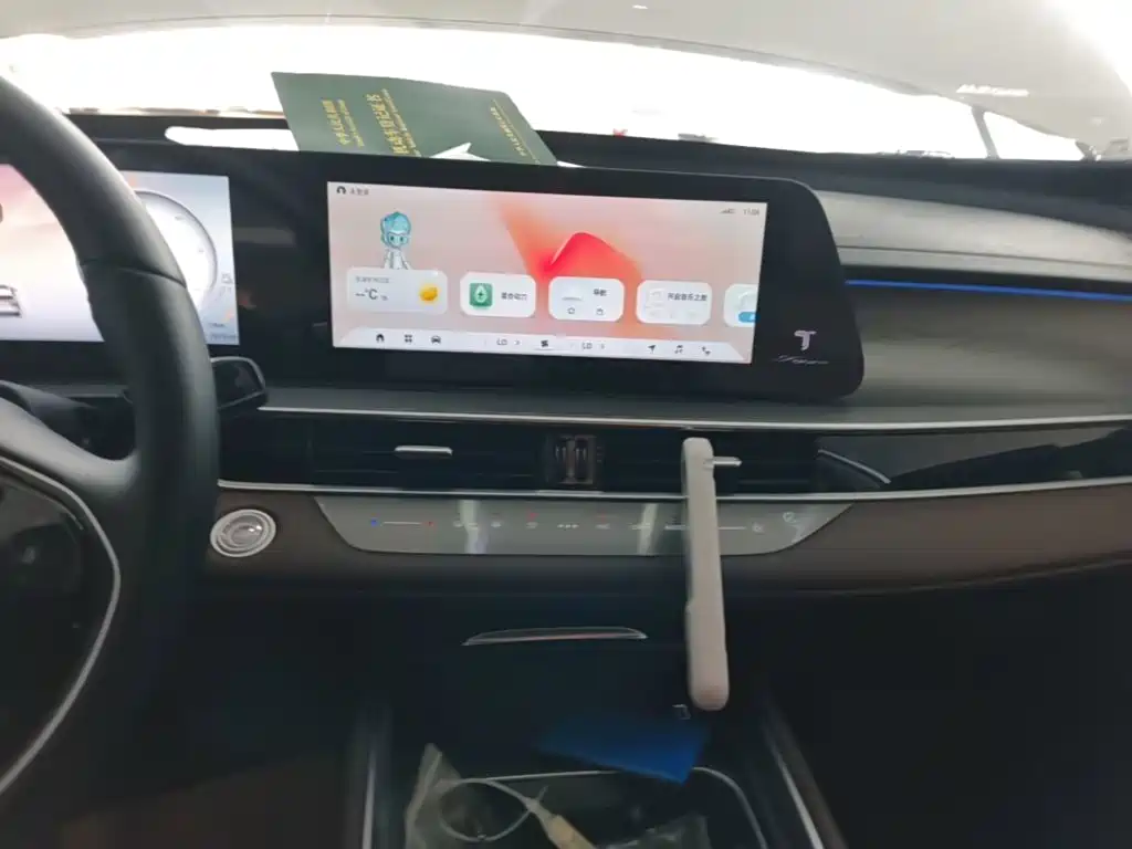 Chery Tiggo 8 PRO NEV — миниатюра 13