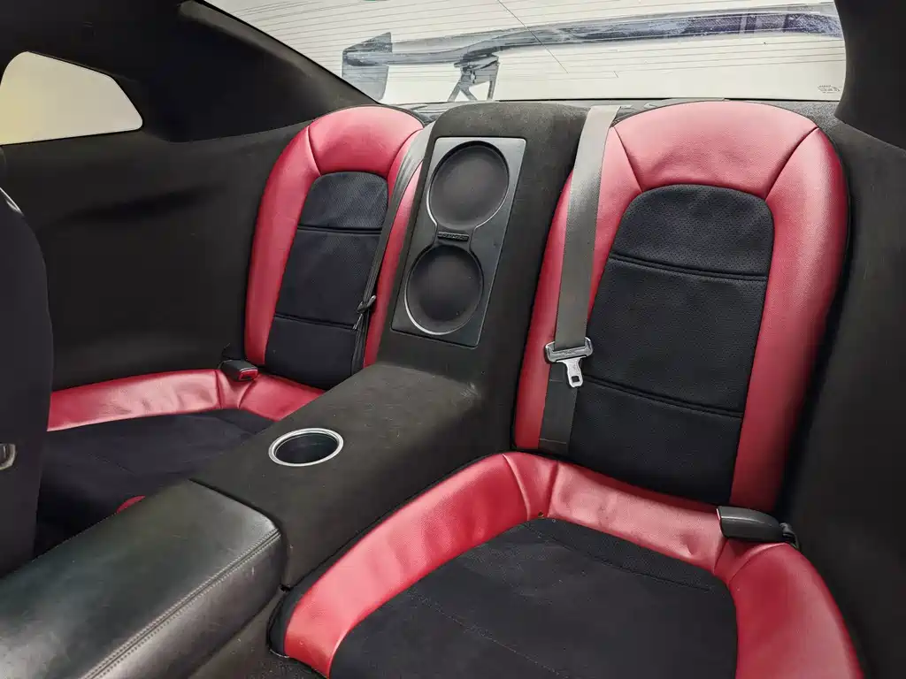 Nissan GT-R — миниатюра 12