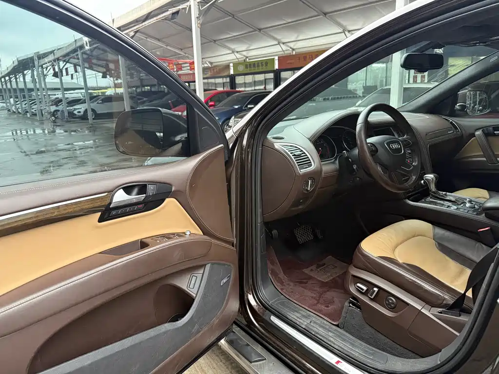 Audi Q7 2014 35 TFSI