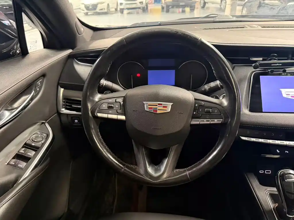 Cadillac XT4 28T 2WD Leading Sport Type, фото 9