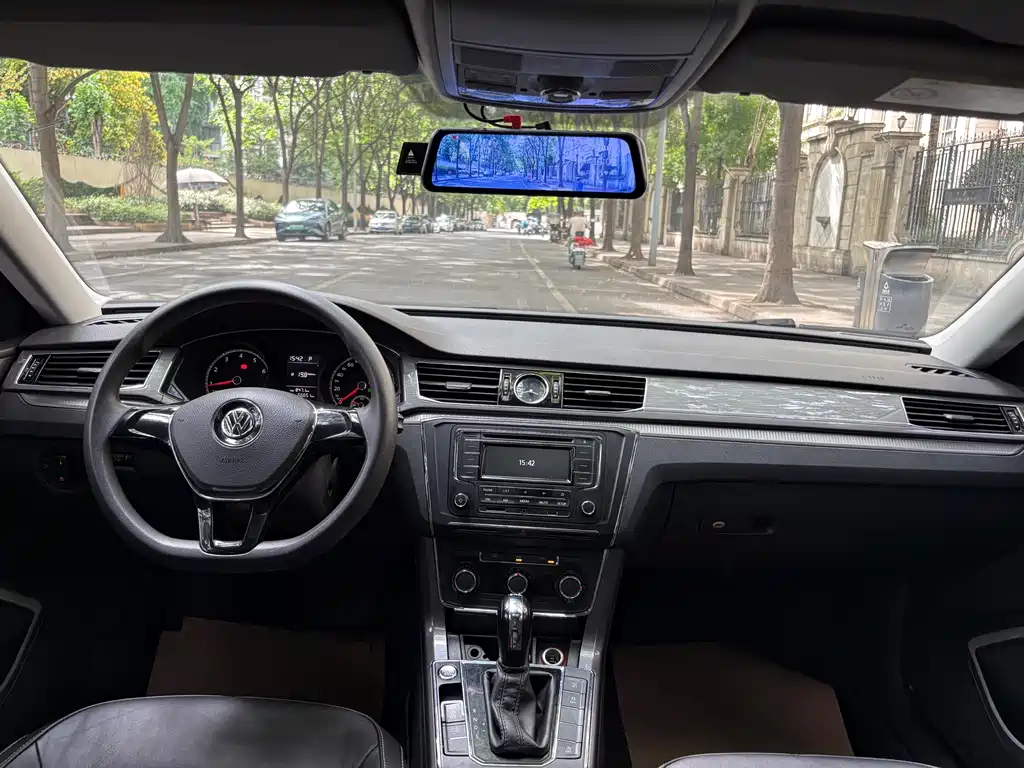 Volkswagen Passat 2017 280TSI DSG