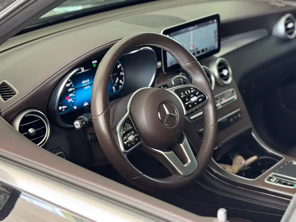 Mercedes-Benz GLC 2020 GLC 300 L 4MATIC Luxury