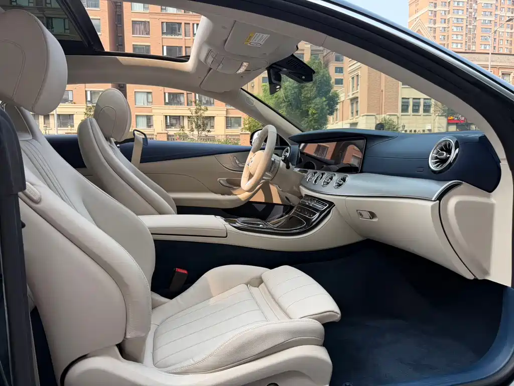 Mercedes-Benz E-Class (Import) — миниатюра 12