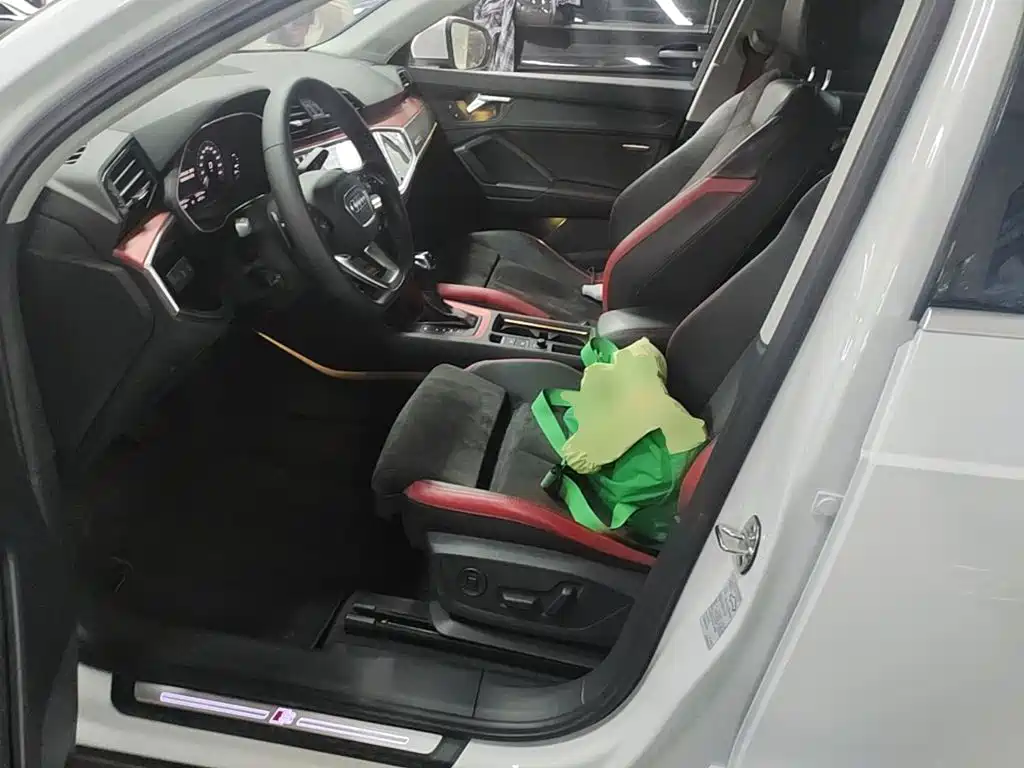 Audi Q3 — миниатюра 15