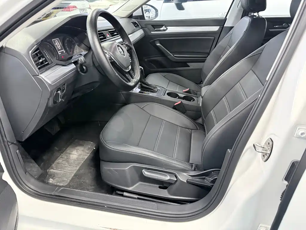 Volkswagen Lamando — миниатюра 7