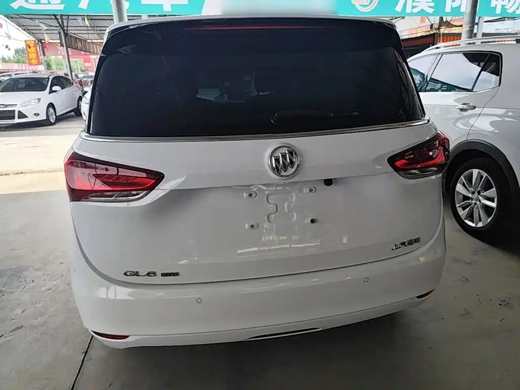 Buick GL6 2019 18T 6 мест Elite VI