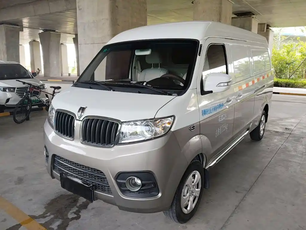 Jinbei Hiace X30L — миниатюра 2