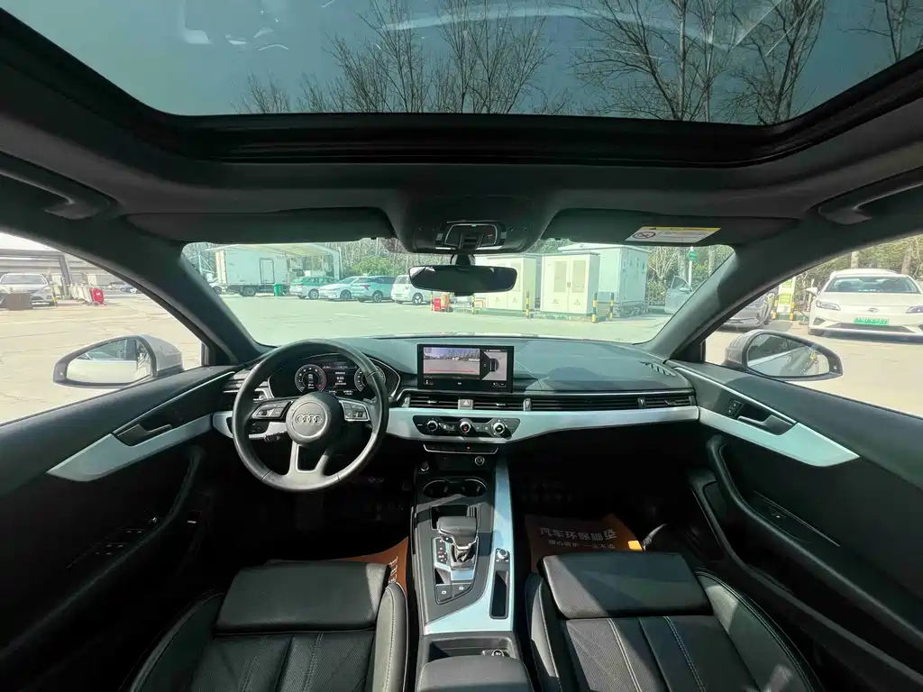 Audi A4L 2023 40 TFSI Fashion