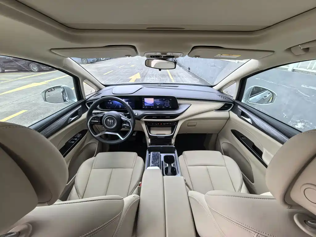 Buick GL8 Hybrid — миниатюра 11