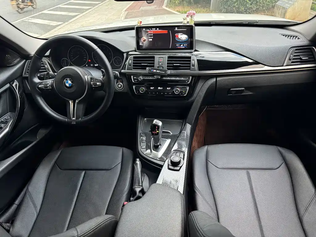 BMW 3 Series — миниатюра 6