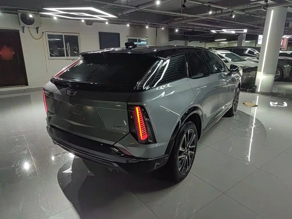 Cadillac IQ — миниатюра 7