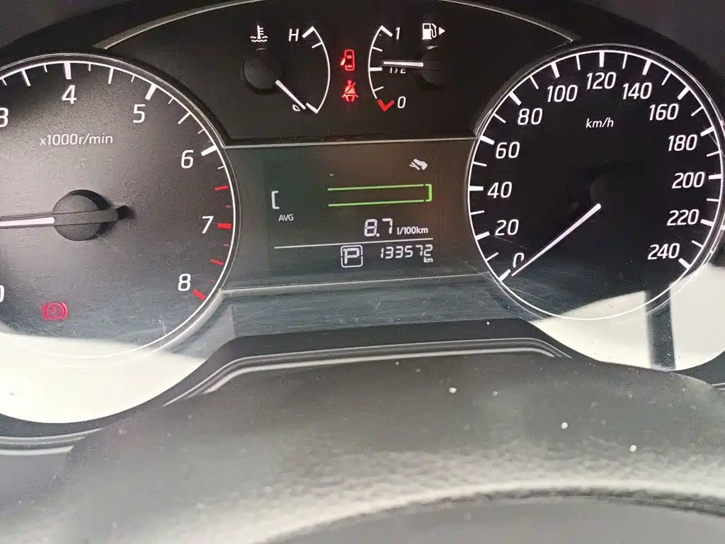 Nissan Tiida — миниатюра 5