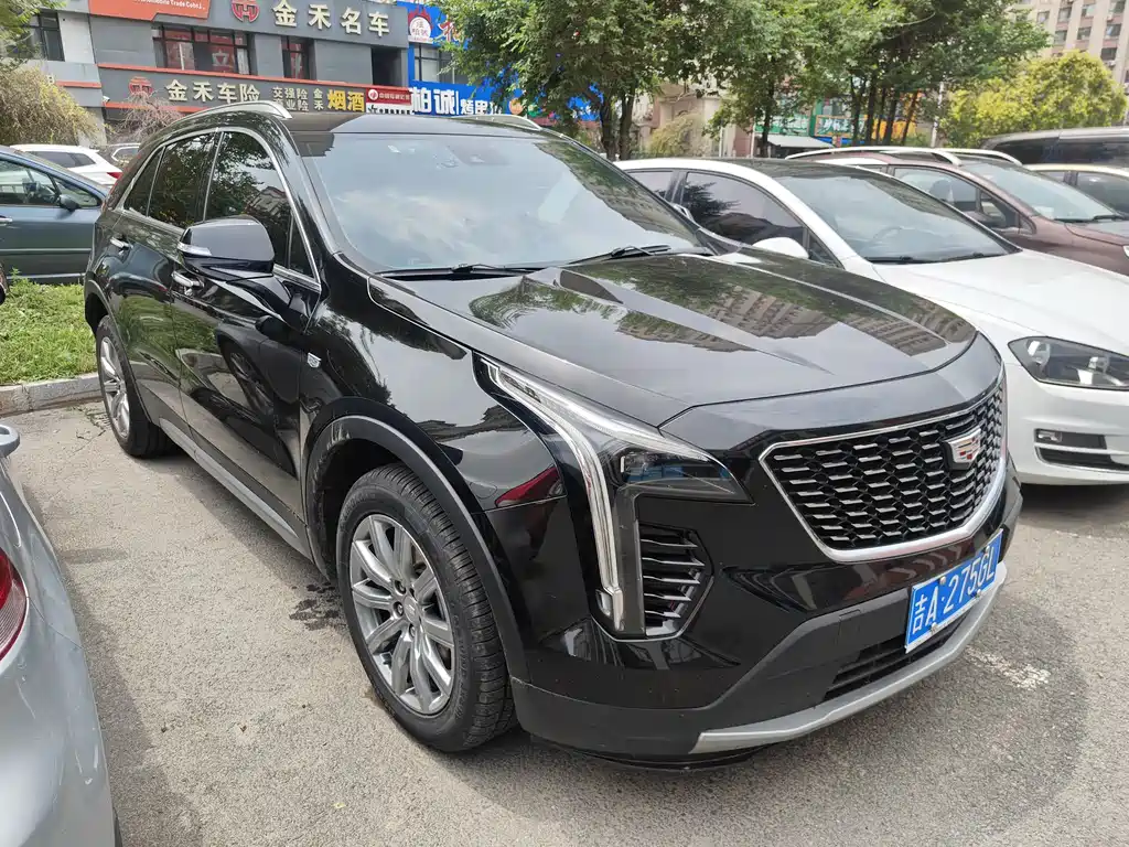 Cadillac XT4 2022 28T Luxury
