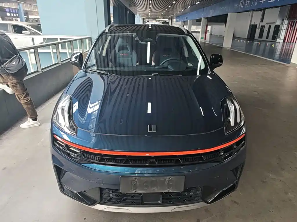Lynk & Co 06 — миниатюра 3