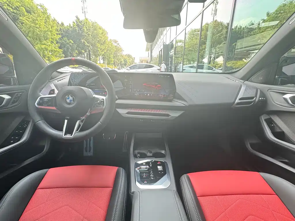 BMW M235L — миниатюра 9