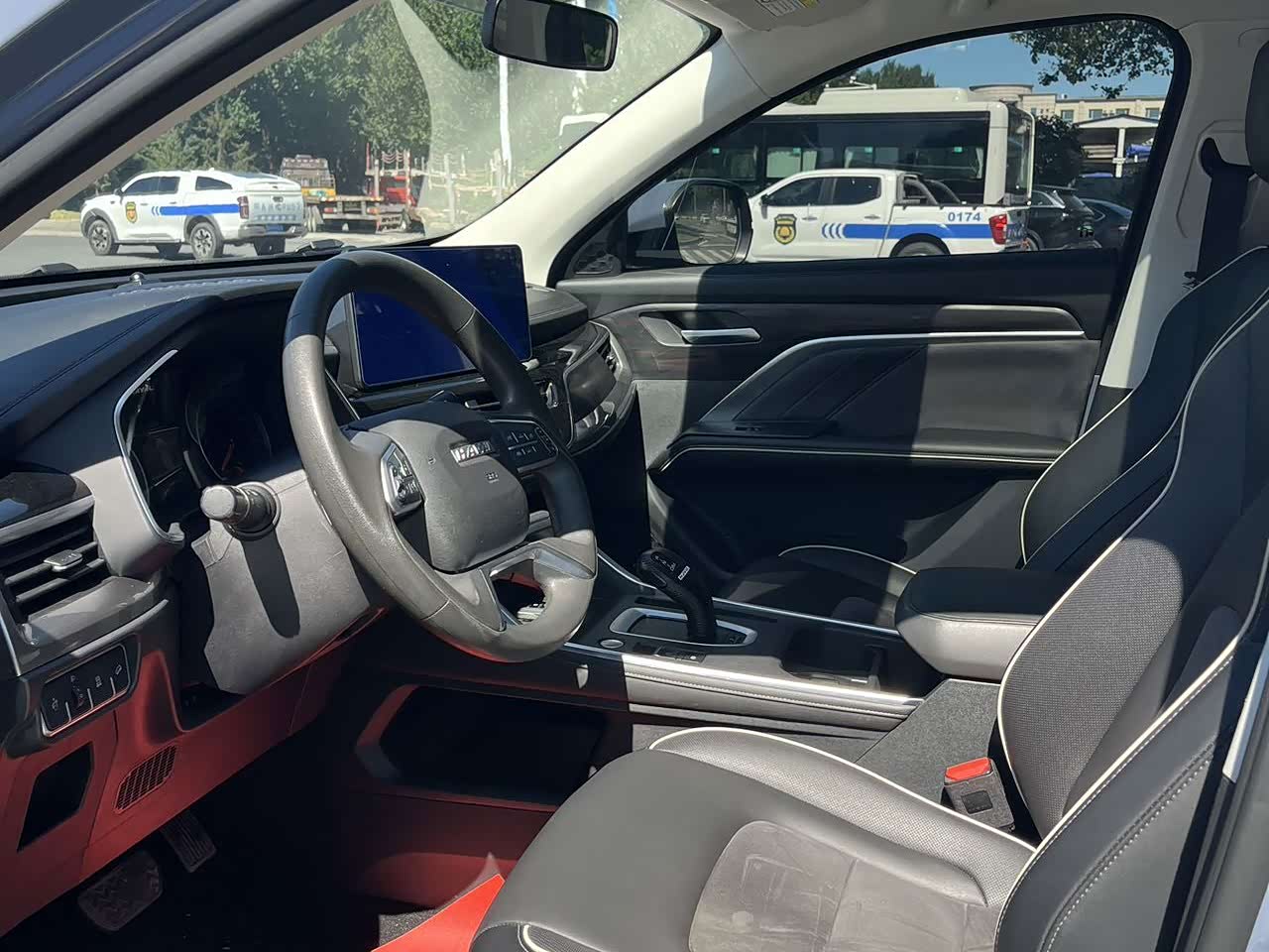 Haval Haval H6 1.5 л 2022 г. Серебристо-серый, пробег 37000 км