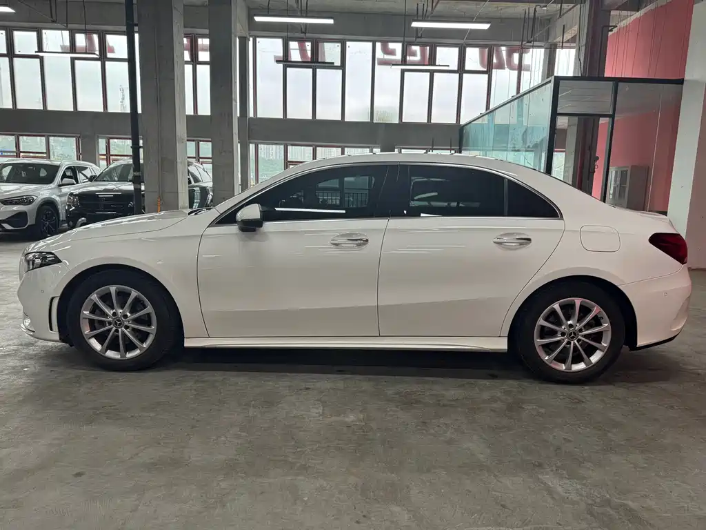 Mercedes-Benz A-Class A 2021 A 200 L Sport Fashion
