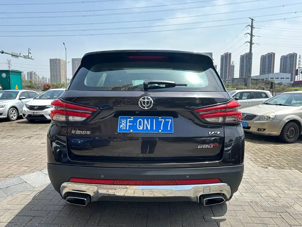Zhonghua V7 — миниатюра 6