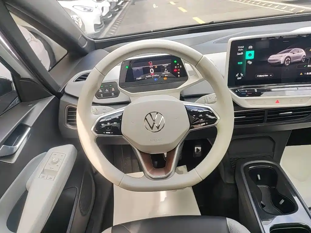 Volkswagen ID.3 — миниатюра 11