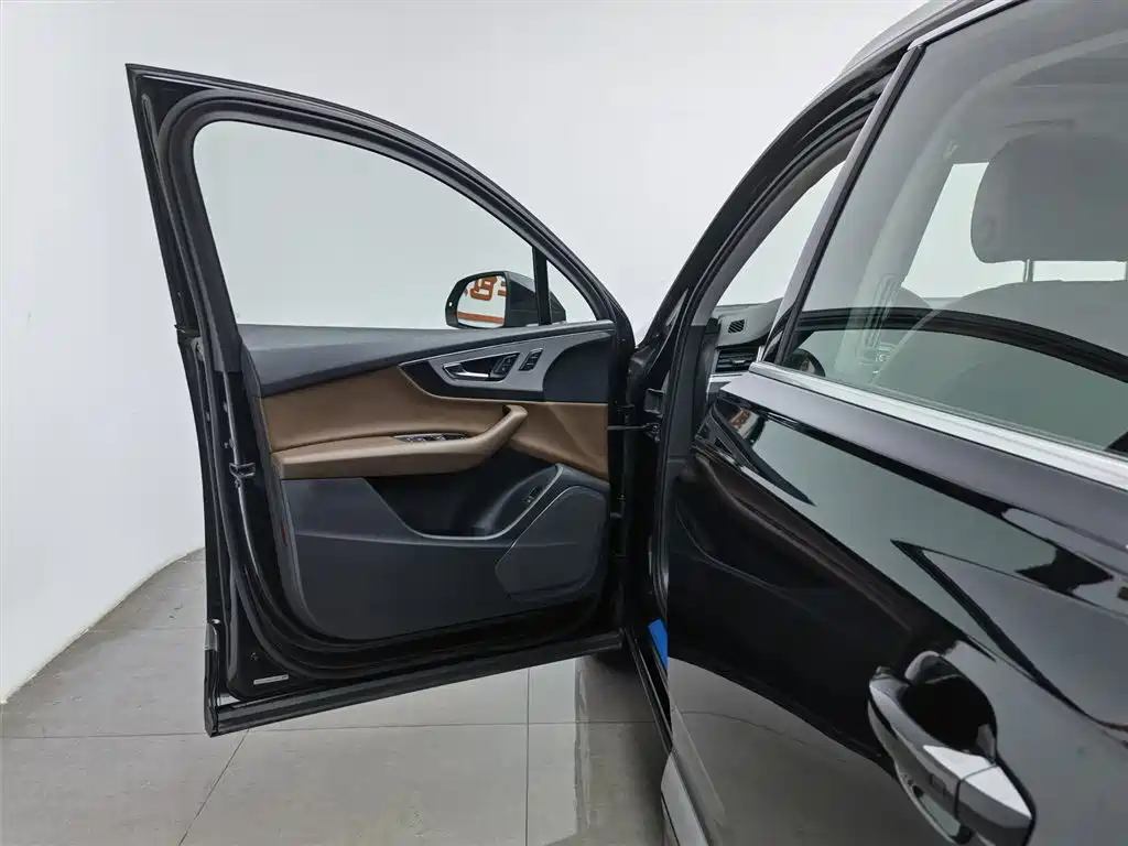 Audi Q7 2018 45 TFSI