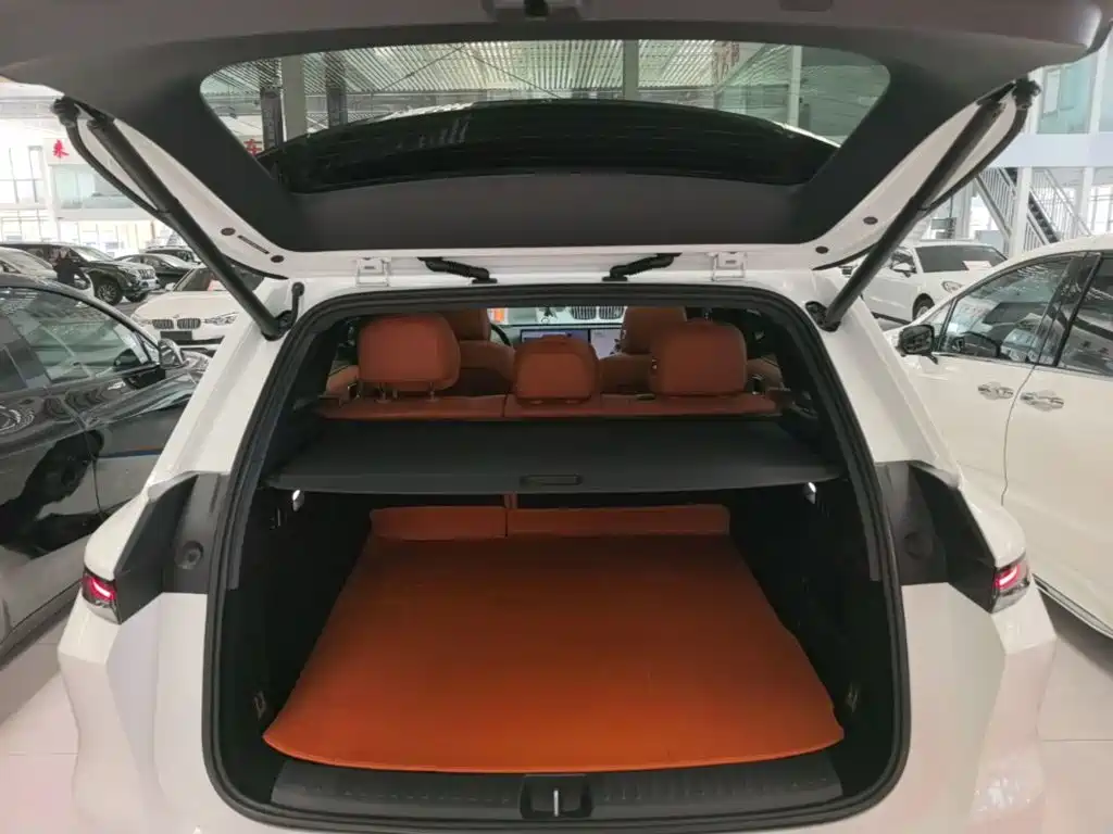 Li Auto Li L6 — миниатюра 19