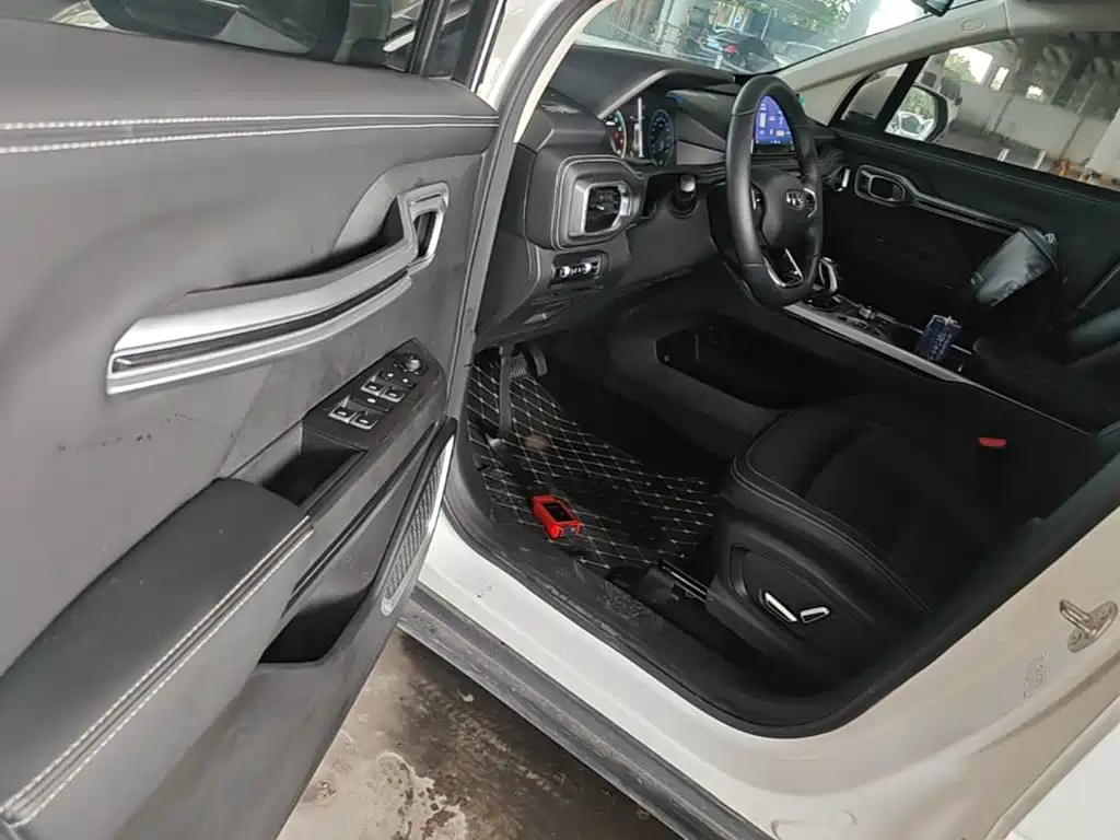 Geely Haoyue — миниатюра 16