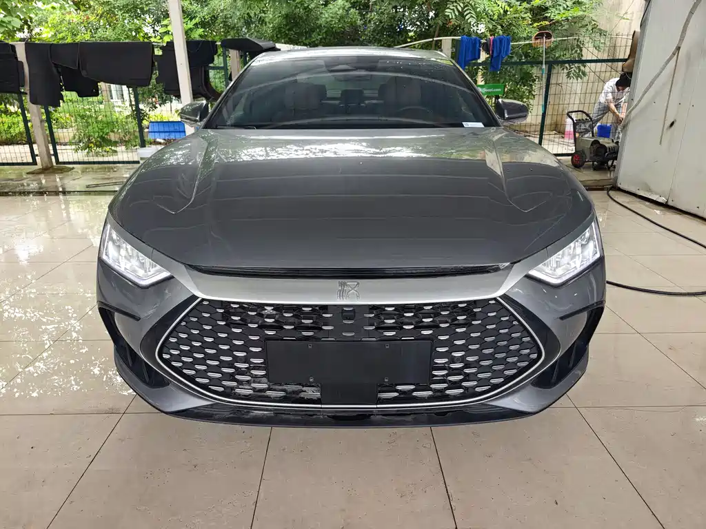 BYD Han 2022 DM-i 121KM Luxury