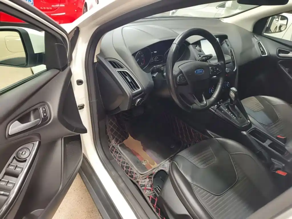 Ford Focus — миниатюра 16