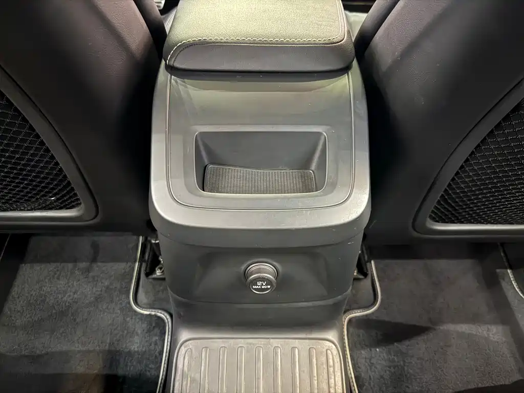 Volvo XC60 PHEV T8 E Drive Hybrid Smart Elegant Sport Edition China V, фото 20