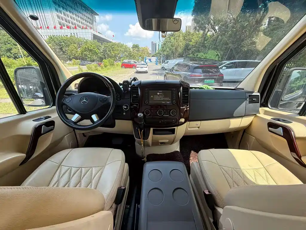 Mercedes-Benz Sprinter — миниатюра 6
