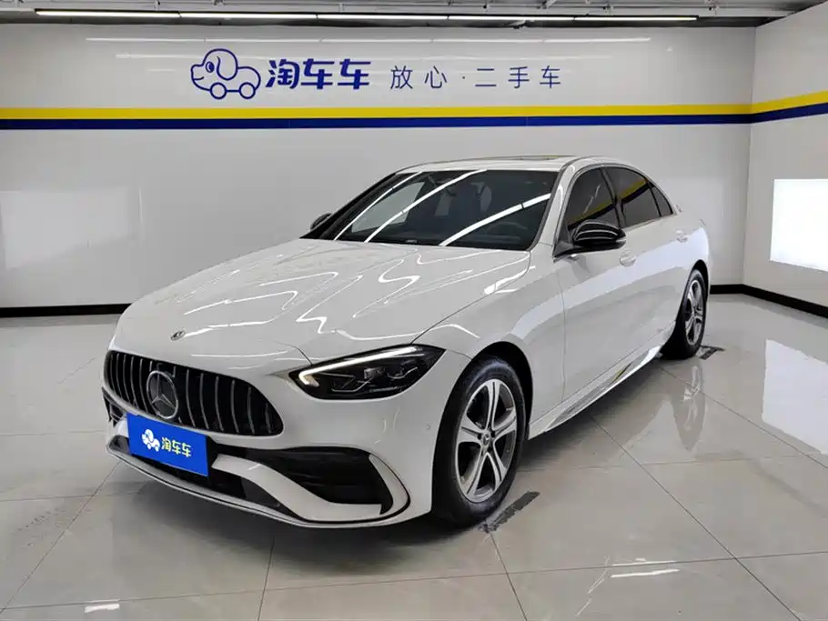 Mercedes-Benz C-Class 2022