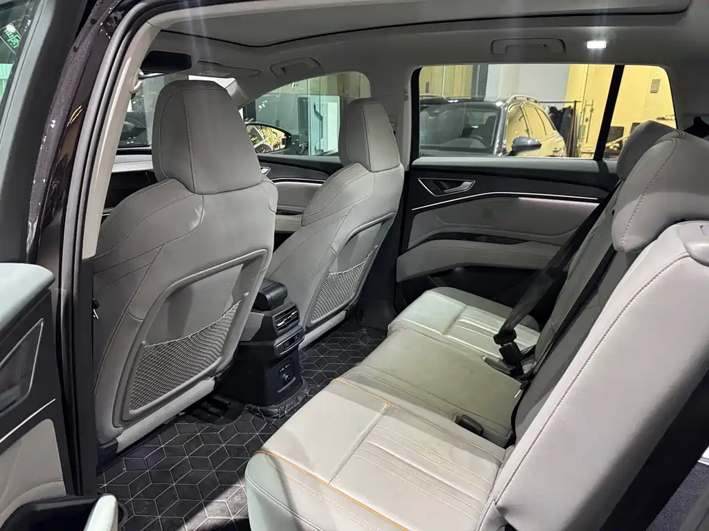 Audi Q5 e-tron 2023 40 e-tron