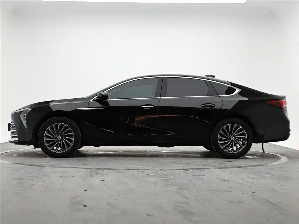 Buick LaCrosse 2026 28T Platinum