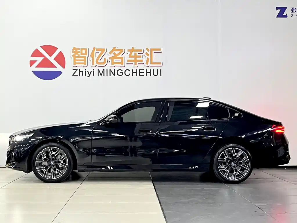 BMW 5 Series 5 2026 530Li Premium M Sport