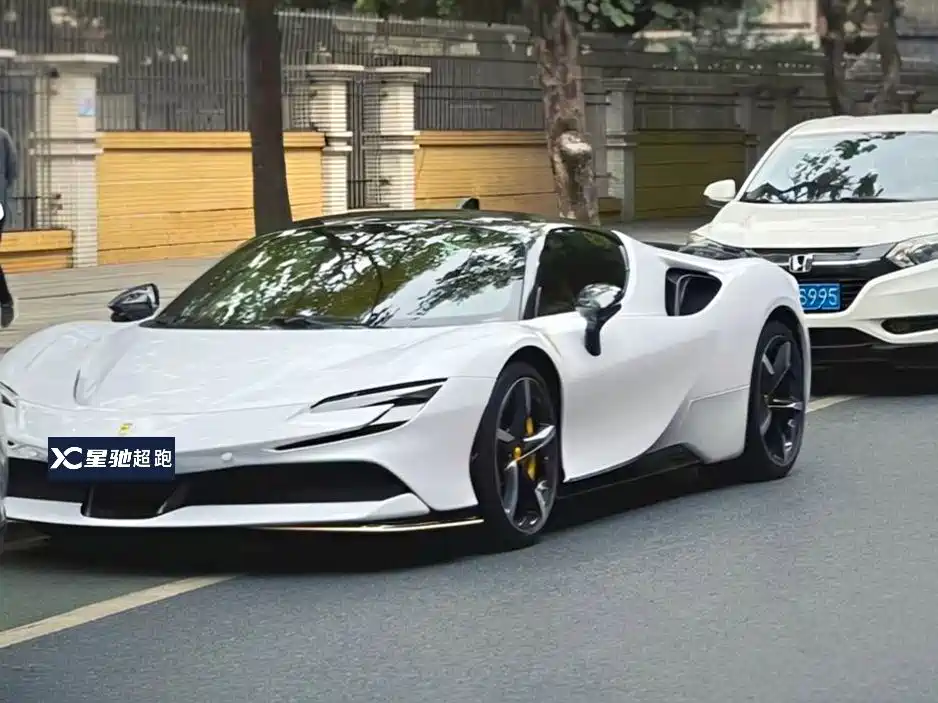 Ferrari SF90 2024